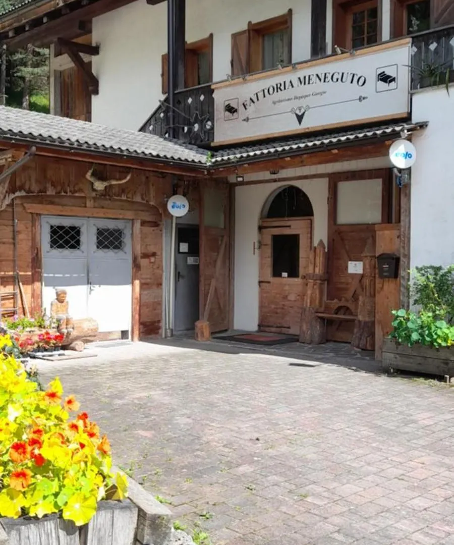 Fattoria Meneguto Agriturismo Degasper Giorgio Cortina d'Ampezzo