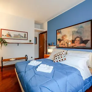 https://rembrandt-22.italymilanhotels.net